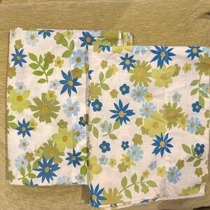 Pair Sears Roebuck Pillow Cases Flower Power Muslin 32" x 20" MADE IN USA Mod